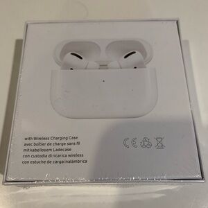 Blue tooth earphones